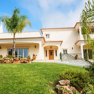 Villa Pauline By Algarve Vacation, Albufeira